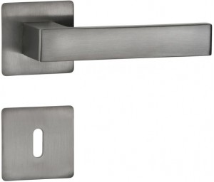 Kljuka za notranja vrata Hermat - West 1682.L/2611.FL dimno črna